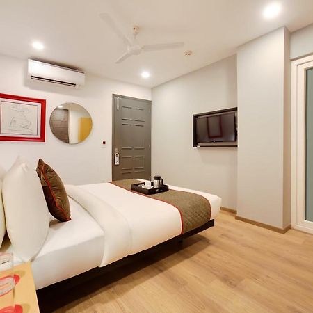 فندق نيودلهيفي  Oyo Townhouse 019 Anand Vihar المظهر الخارجي الصورة