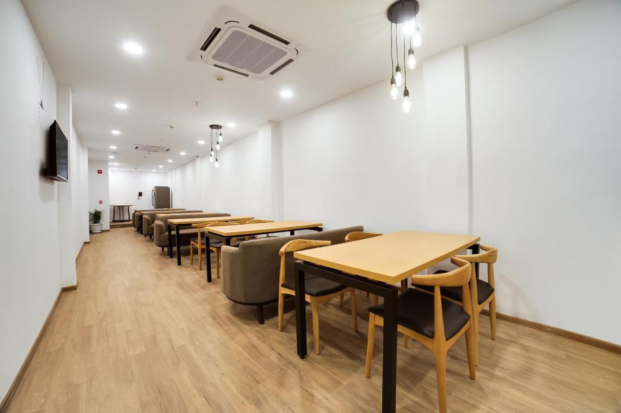 فندق نيودلهيفي  Oyo Townhouse 019 Anand Vihar المظهر الخارجي الصورة